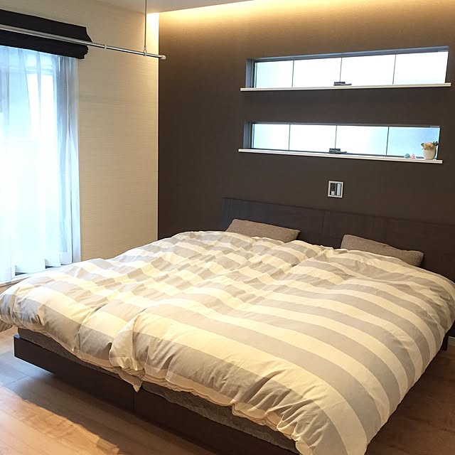 Bedroom,アクセントクロス,シンプルライフ,シンプルインテリア,シンプル,ウォールナット,間接照明,ダウンライト,無印良品,ニトリ maaaaamiの部屋