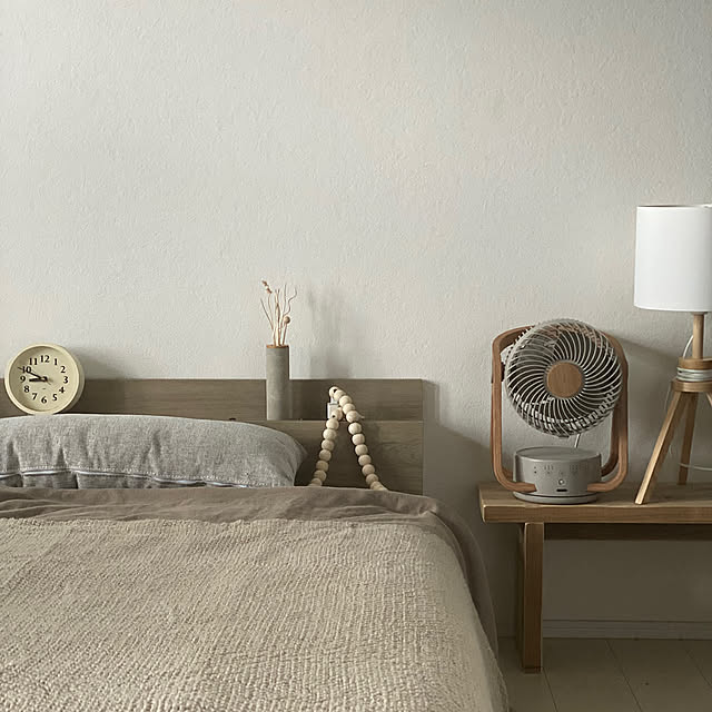 Bedroom,寝室インテリア,癒し,RCの出会いに感謝♥︎,シンプルインテリア,いいね&フォローありがとうございます♡,すっきり暮らす,心地よい暮らし,暮らしを整える,何気ない日常に感謝❁⃘*.゚,いつも見てくださって…感謝です♡,タイムライン後ほどまわらせてもらいます♬,タイムライン見れてなくてすいません∘∘∘,寒くなりましたね〜:(。*ω*。):,いい香りに包まれる,北欧 Lime..の部屋