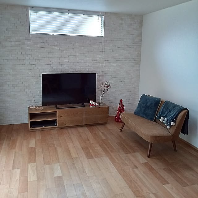 Lounge,お部屋を広く見せる工夫,unico,エコカラットの壁,エコカラット,クリスマス,クリスマスツリー,クリスマスディスプレイ,クリスマス飾り,クリスマスインテリア anemone37の部屋