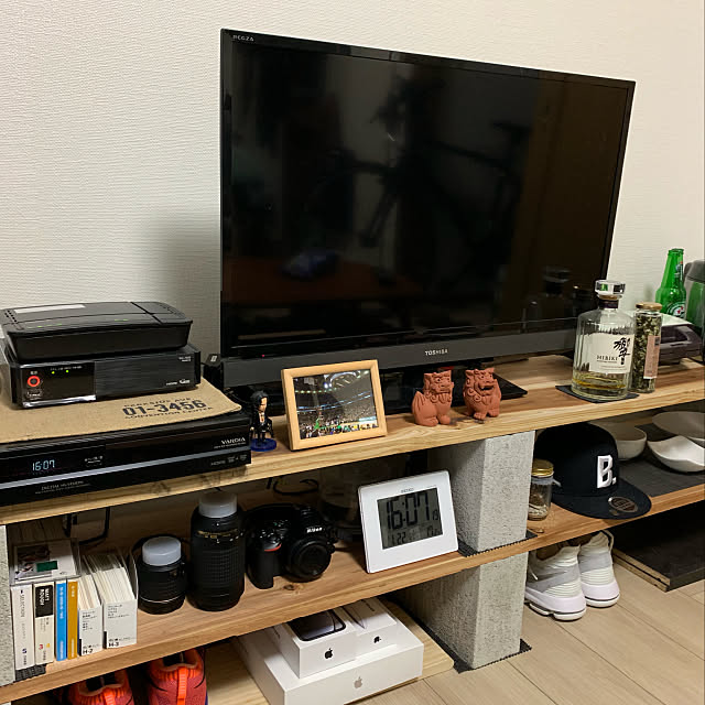 Lounge,7畳,テレビボード,コンクリートブロック,一人暮らし,DIY,1K,雑貨,スニーカー ryoの部屋