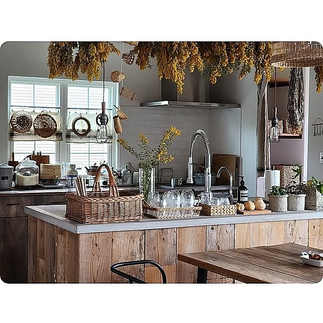 Kitchen,かご・バスケット,NO GREEN NO LIFE,グリーンのある暮らし,グリーン,アカシア,ミモザ,サンカクバアカシア,アイランドキッチン,キッチン収納,バスケット,かご収納,かご chiii13の部屋