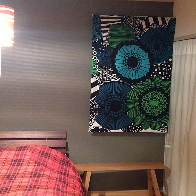 Bedroom,タペストリー,北欧,賃貸,一人暮らし,照明,marimekko,マリメッコ,無印良品,手作り,ハンドメイド kuma165の部屋