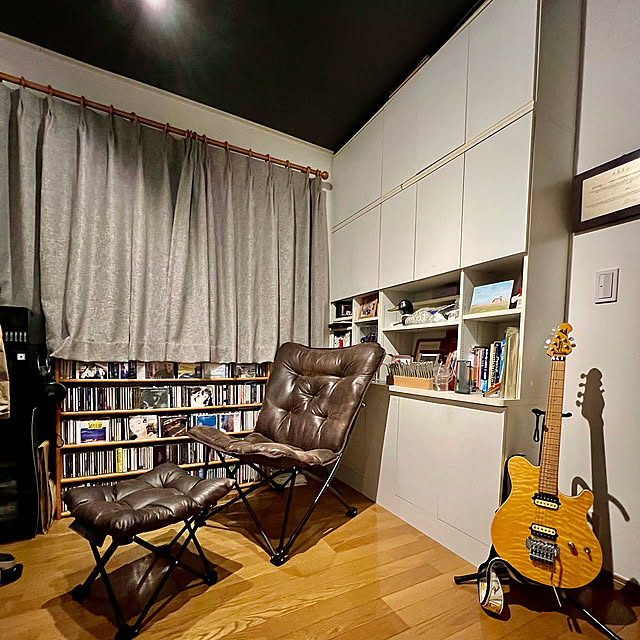 オットマン,スツール,ニトリ,バタフライチェア,折りたたみ式,Bedroom sachieyの部屋