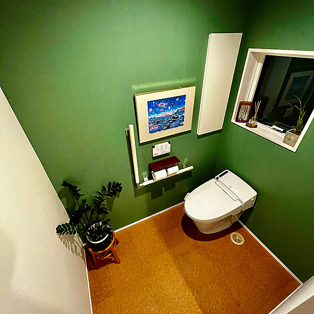 Bathroom,タンクレストイレ,LIXILトイレ,LIXIL,リクシルのトイレ,リクシル,サティス,コルクタイルの床,コルクタイル,0.75坪,0.75坪トイレ,バリアフリーの広々トイレ,バリアフリー仕様,バリアフリー住宅,バリアフリー対応の家,バリアフリーのトイレ,バリアフリーな暮らし,バリアフリー,セカンドライフ tamabaka1971の部屋
