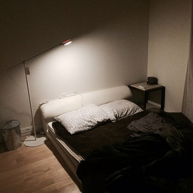 Bedroom,ローベット,フロアライト,無印良品,注文住宅 mazinsanの部屋