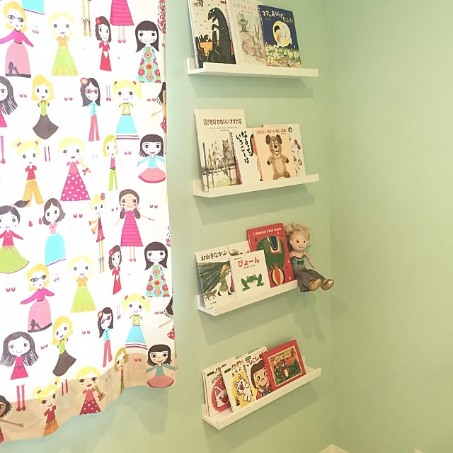 My Shelf,収納,キッズルーム,絵本,絵本棚,本棚,子供部屋女の子,子供部屋,ウォールシェルフ,IKEA,インテリア Ryo2626の部屋