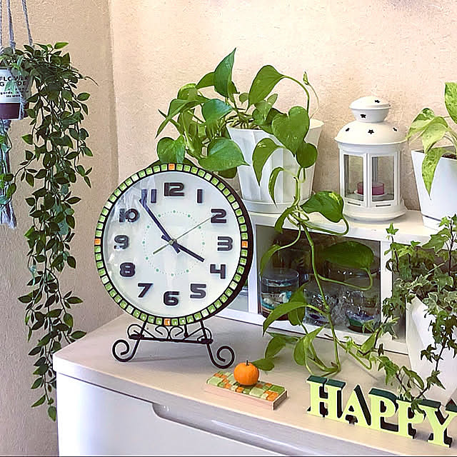 ガラスタイル,ランタン,フェイクグリーン,IKEA,鉢カバー,鉢カバー手作り,紙の鉢カバー,アイビー,ポトス,ニトリ,時計,Daiso,2022.4.6,IKEA雑貨,On Walls,リメイク,イベント参加 Mitsuの部屋