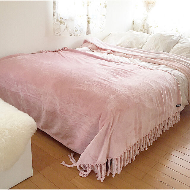 Bedroom,ムートン,ムートンラグ,ブランケット,寝室,ピンク×ホワイト,ベッドルーム,Francfranc,お気に入り,フランフラン,ピンク,ピンクインテリア chieの部屋