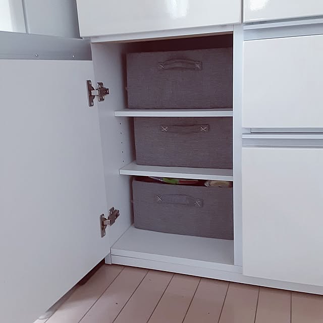 Kitchen,食材ストック,必要なものだけで暮らす,きれいに保つ,シンプルに,すっきり暮らす,片付けやすい,物を少なく,いつまでもキレイに,猫と暮らす家,6人家族,みえないとこもきれいに saosanの部屋