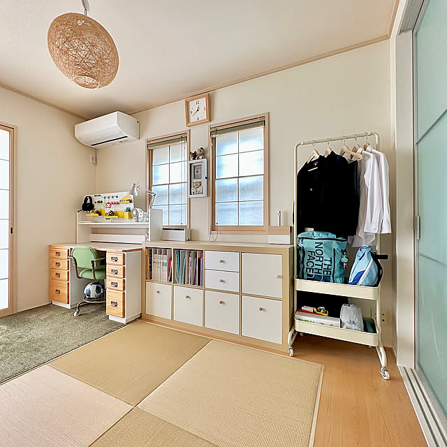 Overview,収納,学用品収納,モモナチュラル,KALLAX,IKEA,デスク,学習机,勉強机,和室,山善,トローリーハンガー,ハンガーラック,子供部屋,通学・通園グッズ収納,ナチュラルインテリア,北欧ナチュラル,制服掛け miyuの部屋