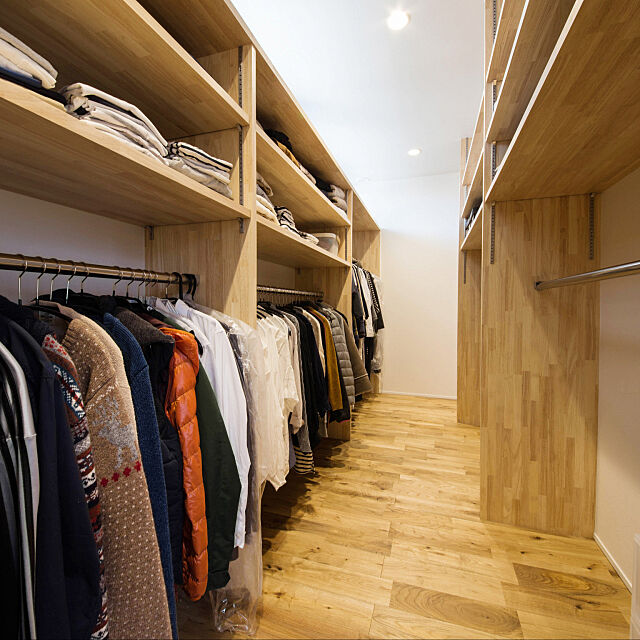 My Shelf,ウォークインクローゼット,クローゼット,ウォークスルークローゼット,シンプル,北欧,IKEA,ナチュラル,無印良品 _ouchi.t_の部屋