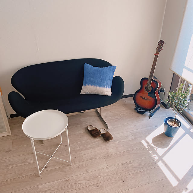 Overview,観葉植物,無印良品,IKEA,ソファ,DIY,一人暮らし,北欧,ニトリ,unico,クッションフロア,オリーブの木,アルネ・ヤコブセン,東リ,クッションフロアDIY okomeの部屋