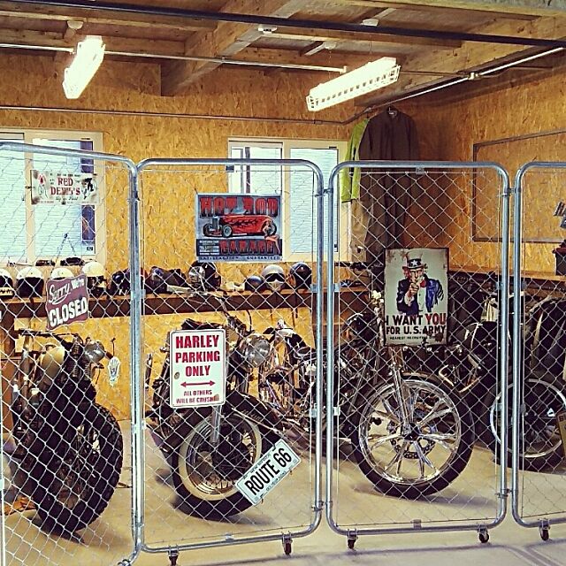 Entrance,ガレージライフ,配管パイプ,DIY,ガレージ,事務所,合板,車庫,ハーレーダビットソン,1947,バイク,アメリカンフェンス misaの部屋