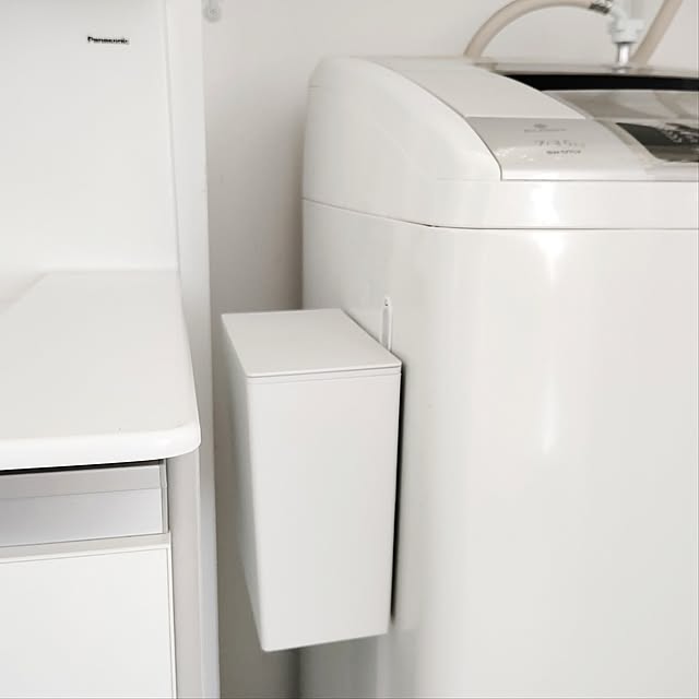 Bathroom,無印良品,ダイソー,洗面台,マグネット,洗面所,ゴミ箱,100均,ごみ箱,ホワイトインテリア,ホワイト,100均リメイク,マグネットシート,シンプルホワイト,洗面台周り,シンプルインテリア,すっきり暮らす,貼るだけ,シンプルな暮らし,買ってよかったもの,無印良品ゴミ箱,洗面所インテリア,ポリプロピレンごみ箱,隙間活用,ビニール袋が見えないゴミ箱,洗面所ゴミ箱,浮かせるゴミ箱,浮かせるごみ箱,無印良品ポリプロピレンゴミ箱,マグネット付きゴミ箱 SSSSSの部屋