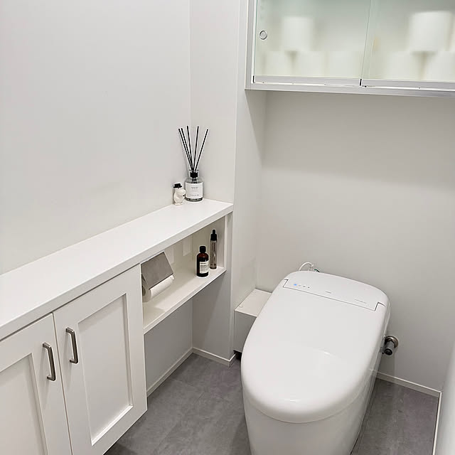 Bathroom,ラボラトリオ・オルファティーボ,トイレのインテリア,TOTOネオレスト,aesop トイレ用消臭・芳香剤,ARABIAムーミンパパ nn-homeの部屋