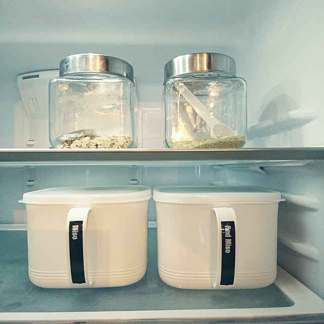 Kitchen,蓋から中身が見えるキャニスター→ニトリ,持ち手つき味噌ストッカー→セリア,ラベル→ピータッチキューブで作成,冷蔵庫収納,ごちゃつき解消したい morizo_mamaの部屋