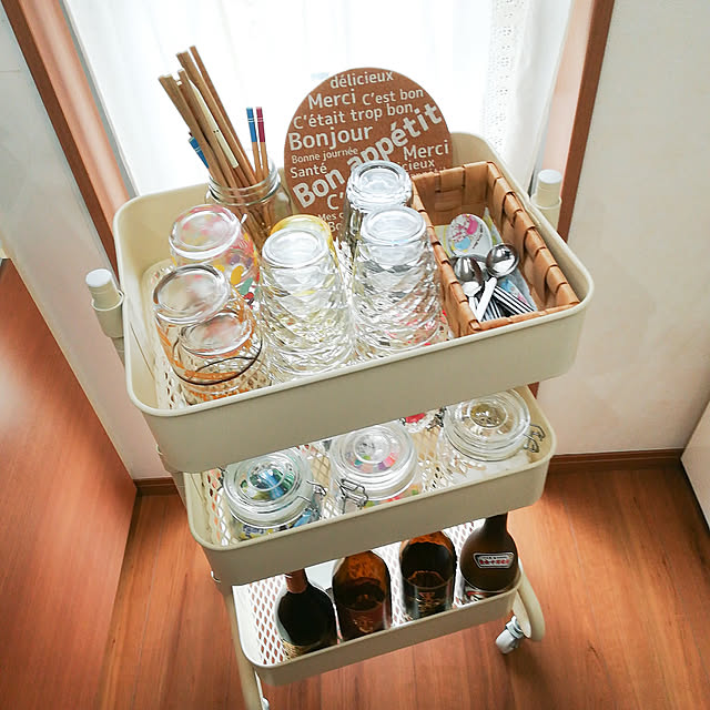 Kitchen,山善バスケットトローリー,家事は楽に楽しく♬,2019/03/25,励みになっています♡,フォローお気軽にしてください♡,暮らしをたのしむ,私は私らしく。,コップ置き場,家族で良く使うもの,子供に合わせて akanegumoの部屋