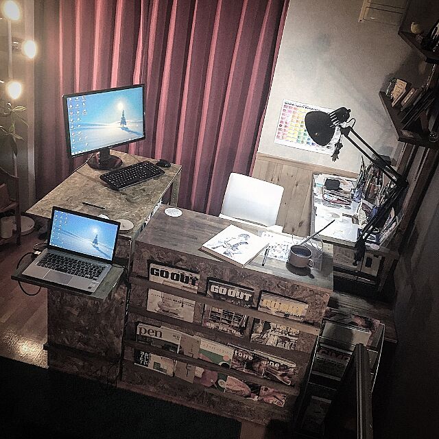 My Desk,作業机,マガジンラック,デスク,オイルステイン,ディアウォール,DIY,Z型ライト 2toMの部屋