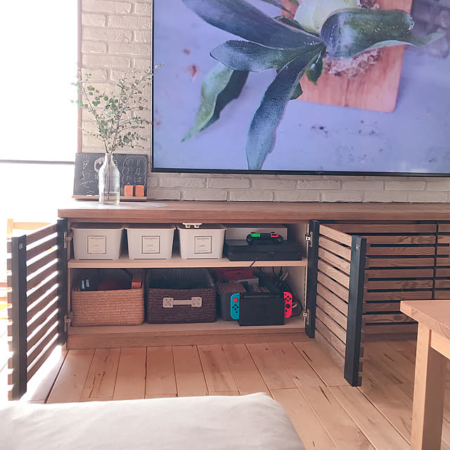 Nintendo switch,ゲーム収納,造作棚,造作テレビ台,NO RC NO LIFE☻*,SONY BRAVIA,見て頂きありがとうございます⑅︎◡̈︎*,イベント参加のためお気づかいなく,RoomClipの出逢いに感謝♡,ユーカリ,My Shelf howdyの部屋
