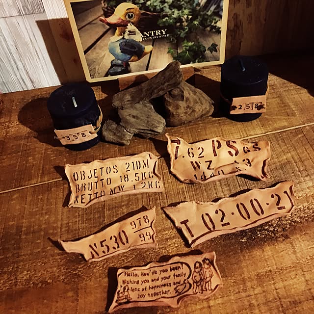 My Desk,アロマキャンドル,リメイク,100均,カントリー,ダイソー,団地,革,東京アンティーク,バーニング,ANAROG STUDIO,ステンシルシート mms258の部屋