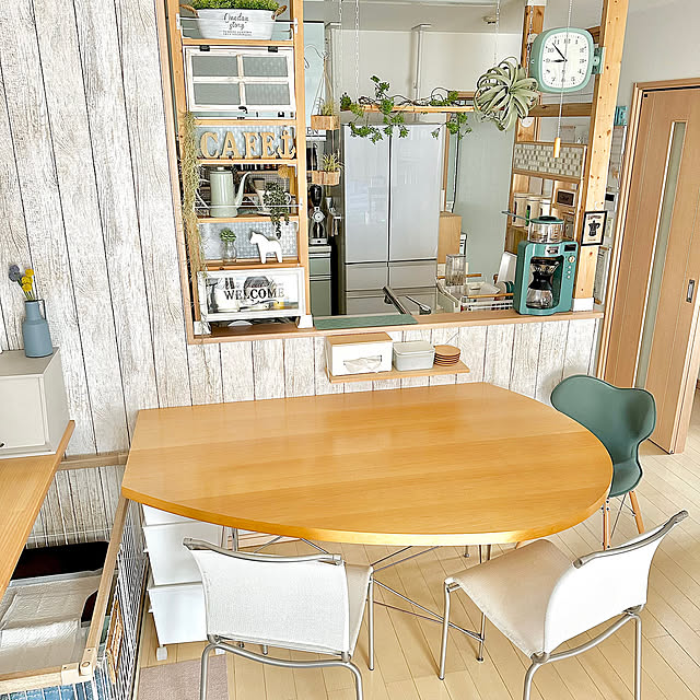 My Desk,ダイニング,キッチンカウンター,DIY棚,変形テーブル,変形ダイニングテーブル,ダイニングテーブル,ナチュラルインテリア,カフェ風インテリア,北欧ナチュラル miyuの部屋