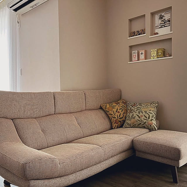 モリスのクッション,ソファ,カリモク,カリモクソファ,モリス,Lounge kitchenloverの部屋