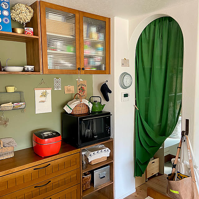 Kitchen,カップボード,ALDIN,パントリー,キッチン背面,ダルトン,ウッドワン スイージー,無印良品,マルチクロス,目隠し,のれん,アムケトル,北欧くらしの道具店,春の模様替え,レトロ,北欧,フィンランド,ARABIA,春,緑が好き,mamanの家,IKEA,キルタ,MAKOO Suzuki.Pandaの部屋