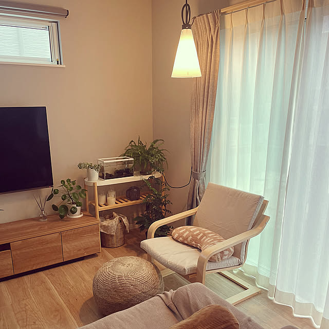 Lounge,読書ライト,読書コーナー,読書スペース,IKEA サッツマス,IKEA サンダレード,IKEA ポエング,IKEA,リラックス空間,北欧インテリア,北欧ナチュラル,間接照明,FLOS,シンプルインテリア,グリーンのある暮らし,mayday,グレーの壁紙,間接照明のある暮らし,ポエング kurinokiの部屋