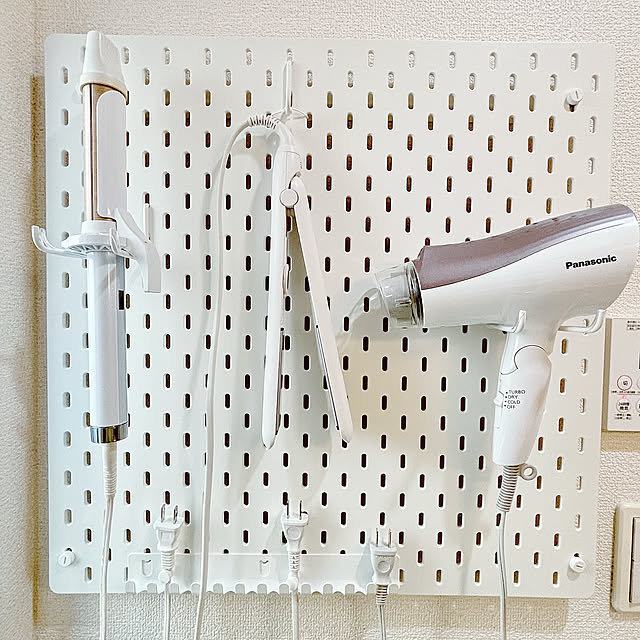 Bathroom,tower 耐熱マット,IKEA スコーディス,無印 マグネットケーブルホルダー,コテ収納,ヘアアイロン収納,ドライヤー収納,掛ける収納,スコーディス,洗面台,脱衣所,洗濯機周り,スキマ収納,ランドリールーム,tower mmの部屋