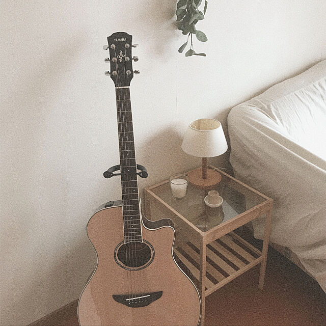 ソファ,ユウカリ,グリーン,NESNA,ギター,IKEA,北欧,無印良品,Bedroom peachparfaitの部屋