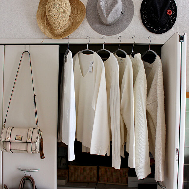Overview,白が好き,白,ファッション,洋服,ニトリ,ハンガー,クローゼット,賃貸,すべらないハンガー Kaneyukiの部屋