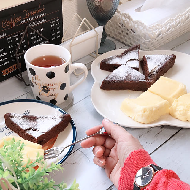 チーズケーキ,ガトーショコラ,レンジでチンするだけ♡,タッパーで混ぜるだけ♡,お菓子作り,ホットケーキミックス使用,簡単,いつもありがとうございます♡,時短,ホットケーキミックス,RCの出会いに感謝♡,簡単手作り,カフェ風,お気に入り♡,カフェ風インテリア,好きな場所♡,My Desk eriharuの部屋
