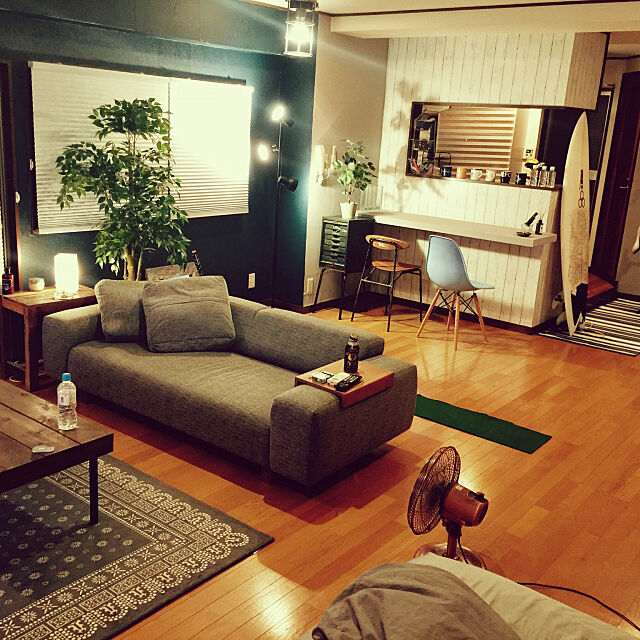 カスタマイズで極上ソファー☆憧れのNOYESのソファー | RoomClip mag