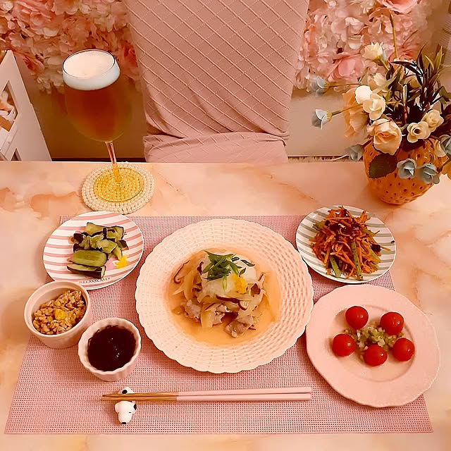 Lounge,みなさんのお家のこだわりに感心しています,皆さんの魅せ方に感心しています✧,いいね！ありがとうございます◡̈♥︎,フォローありがとうございます♡,ゆっくり少しづつ⭐,出不精になるお部屋⭐,sweet flow.style,せまくても諦めない！,極狭キッチンでもあきらめない,心地よく暮らす,感謝永遠に♡*⃝̣◌⑅⃝◍♡◌*,ピンクが好き,ゴールドが好き,ホワイトが好き,クリアーが好き,カラフルが好き,お花が好き,リボンが好き,造花のある暮らし,Francfranc,THREEPPY,100均,SHEIN,Francfrancの食器,Francfrancのある暮らし,日々に感謝,はぐくみトマト SweetFlow.の部屋