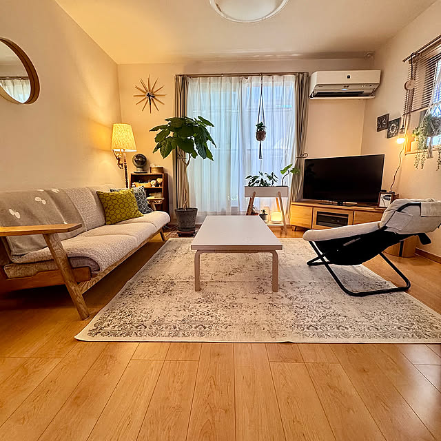 Lounge,間接照明,artek 80a,artek,テーブル,北欧雑貨,ナチュラルインテリア,北欧インテリア,狭小住宅,小さなおうち,2階リビング,小さなお家,建売住宅,小さいおうち,いいね&フォローありがとうございます☆,すっきり暮らす,狭小3階建,心地よい暮らし,ナチュラルヴィンテージ,ヒュッゲ masumiの部屋