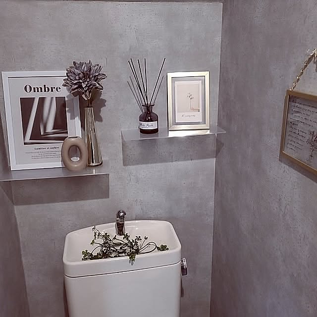 Bathroom,お気に入りの柄,IKEA,無印ダストボックス,IKEAプリーツブラインド,やっと取り付けれた,以前から買って中々使ってなかった,グレーインテリア,ホワイトグレー,コンクリート風壁紙,自分で貼りました,素敵な出会いに感謝♡,なかなか訪問できずｺﾞﾒﾝﾅｻｲ,なかなかコメント出来なくてごめんなさい。,フェイクグリーン,明日からGW,お出かけします,またゆっくりお邪魔させてもらいます,シンプルインテリア,DAISO＆セリア＆雑貨,アートポスター,アートのある暮らし cocoaの部屋