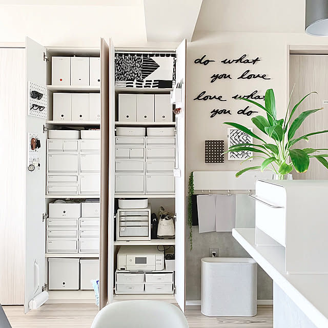 収納棚,無印良品,リビング収納,ナチュラルインテリア,マンション暮らし,心地よい暮らし,子どものいる暮らし,こどものいる暮らし,ig→kiyo_home,モノが多くても片づけやすい収納,整理収納アドバイザー,家族が片づけられる収納,家族にやさしい収納,マガジンハウス,tokosie,掲載,トコシエ,整理収納,Lounge kiyoの部屋