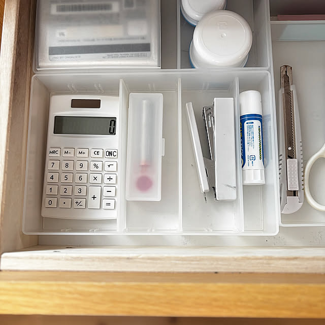 【使い方のコツ】「ピタッと固定！」でズレ知らず♪「ダイソーのボックス・ケース連結パーツ」の使い方 by miko0503さん