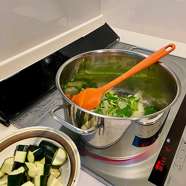 Kitchen,ティファールスパチュラ,ティファールキッチンツール,ティファール,キッチンツールスタンド,キッチンツール収納,キッチンツール,キッチン道具,レトロ,北欧,北欧好き,mamanの家,IKEA,カフェ風,北欧暮らしの道具店,北欧、暮らしの道具店,カトラリースタンド,カトラリー収納 Suzuki.Pandaの部屋