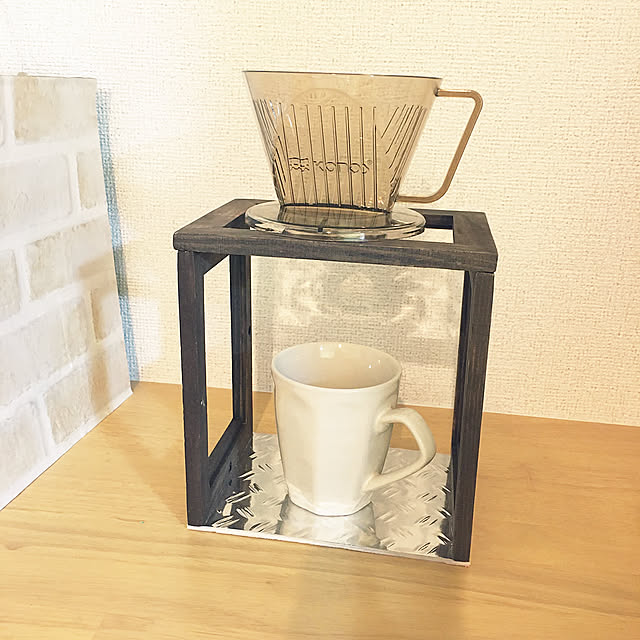 リメイクシート,写真立てリメイク,ドリッパースタンド,コーヒードリッパー,DIY リメイク,セリア,賃貸アパート,賃貸,大東建託,賃貸でも楽しく♪,100均,生活感のある部屋,一人暮らし,シンプル,ナチュラルインテリア,プチプラ,Kitchen PENTAの部屋