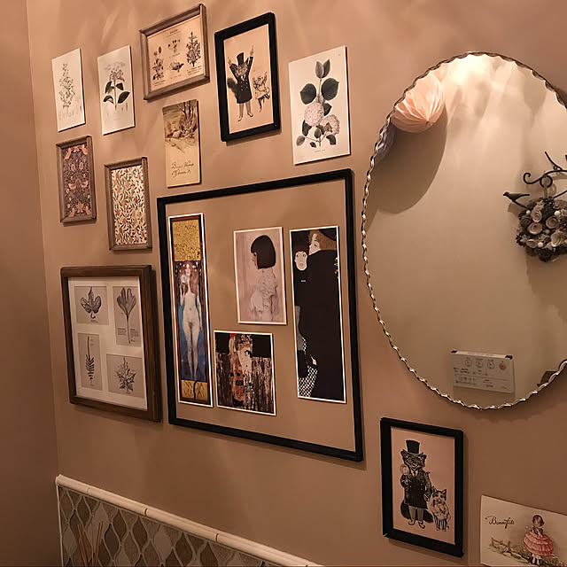 ボタニカル,ポストカード,ウィリアムモリス,ひぐちゆうこ,ポスターアート,ポスターフレームDIY,フレームディスプレイ,ポストフレーム,DIY,ウォールデコレーション,トイレの壁,トイレ,美術館,クリムト,癒しの空間,Bathroom fukoの部屋