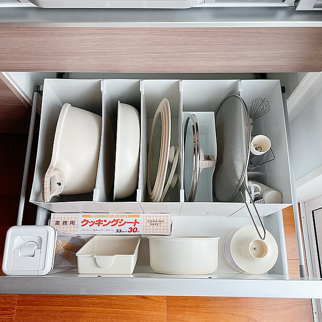 Kitchen,鍋収納アイデア,鍋収納引き出し,鍋収納☆,鍋収納,フライパン収納,コンロ下引き出し収納,コンロ下の引き出し,コンロ下の収納,コンロ下引き出し,コンロ下収納,カップボード,ローコストハウス,ローコスト住宅,TOTOキッチン,建売住宅,ミニマリスト,シンプルな暮らし,規格住宅,ダイソー,無印良品 o8naの部屋