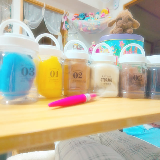 My Desk,RCに感謝❤︎です,自分らしい部屋作り,うさぎが好きで好きでたまらない❤️,手作り,おうち時間,うさぎに癒されるᙏ̤̫❤︎,ハンドメイド,お気に入り,皆さんに感謝です(*˙˘˙*)ஐ,お気に入りに囲まれた暮らし,癒し,兎年,羊毛フェルト,生活感丸出し,RCの出会いに感謝♡,羊毛フェルト収納,Daiso,PET容器 ハンドル付き500ml,PET容器ナンバー360ml mariaの部屋