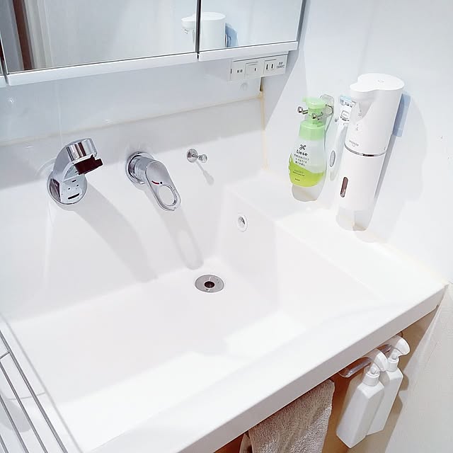 Bathroom,買ってよかったもの,LIXIL洗面台,排水栓掃除,ぬめりにくい,ヒューバス,洗面台ヘアキャッチャー,ソープディスペンサー,ユミマイル,自動泡ハンドソープ m.xの部屋