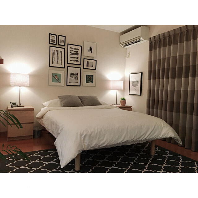 Bedroom,無印良品,IKEA,ホテルライク,間接照明,アートフレーム,脚付きマットレス,シンメトリー U-mingの部屋