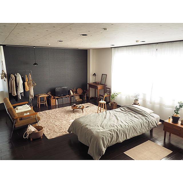 Overview,無印良品,一人暮らし,観葉植物,ドライフラワー,TRUCK FUNITURE,ハンガーラック,アンティーク,レトロ,アクセントクロス greeeeenの部屋