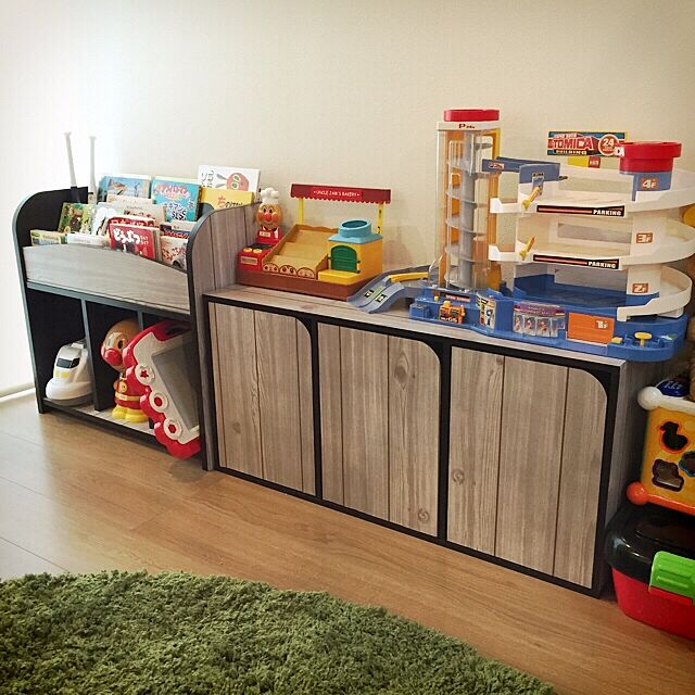 My Shelf,子供の本棚,おもちゃ収納,カラーボックス,カッティングシートでリメイク,子供のおもちゃ,リビング キッズスペース,キャンドゥの板壁風シート wanpikuの部屋