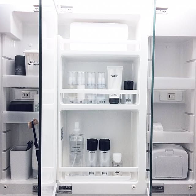 Bathroom,Panasonic,洗面所 収納,洗面台,MONOTONE,ミニマリスト,塩系,収納,塩系インテリア,モノトーンインテリア,シンプル,ゆるリセット,インスタと同じpic,海外インテリアに憧れる,生活感,白が好き,インスタやってます→izabel13ok,整理整頓,ダイソー,シンプルインテリア izabel13の部屋