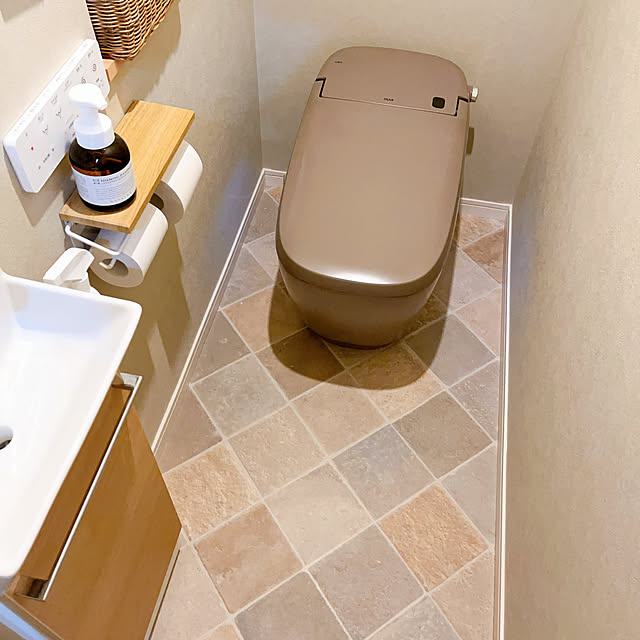 Bathroom,SP2836,ニッチ,LIXIL,トイレットペーパーホルダー,MARKS＆WEB,マークスアンドウェブ,サティスG,床材,北欧,北欧ナチュラル,ドライフラワー hiyokoの部屋