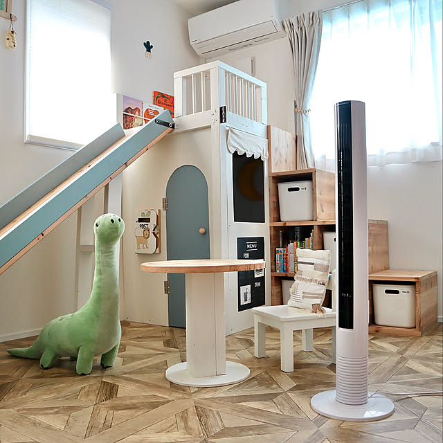 恐竜,おもちゃ部屋,タワーファン,扇風機・サーキュレーター,海外インテリアに憧れる,建売住宅,こどものいる暮らし,H&M HOME,コメントお気遣いなく♡,DIY,子供部屋,キッズルーム,My Shelf Yuyuの部屋